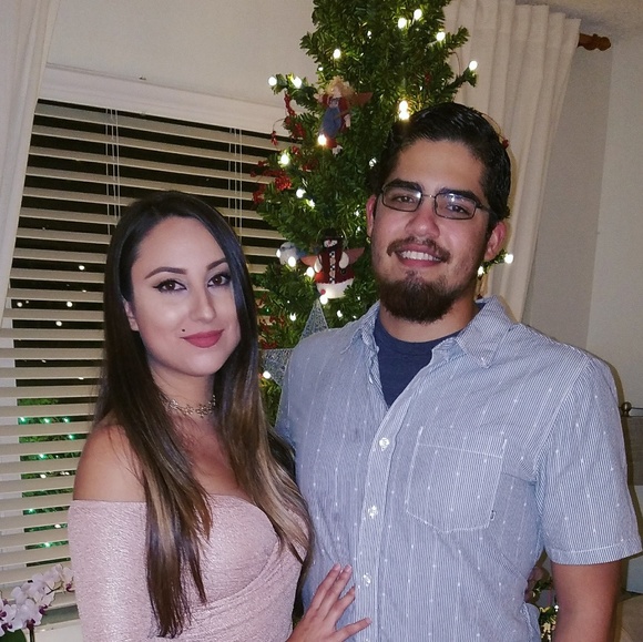 Meet your Posher, Ana - Picture 2 of 6